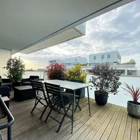 Moderne 4 Pers Au Centre De Avec Terrasse Et Garage, Proche Et Commerces - Fr-1-245-162