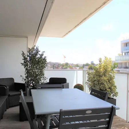 Moderne 4 Pers Au Centre De Avec Terrasse Et Garage, Proche Et Commerces - Fr-1-245-162 * La Baule